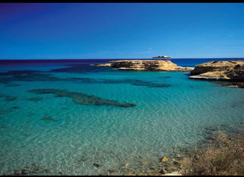 La Isleta Sea View Beach Apartment - Front Line El Campello Bagian luar foto